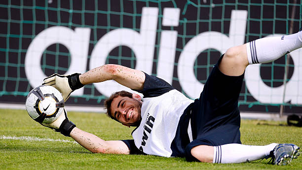 A ton of illegal seafood found with former Real Madrid player