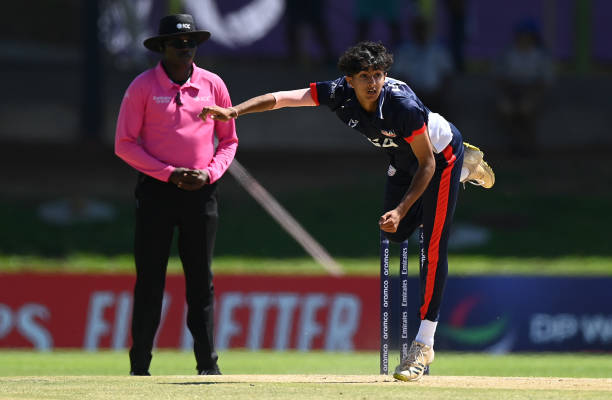 Arya Desai could have defeated the entire team alone, but the last wicket let him down