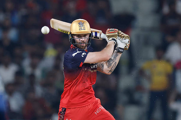 Phil Salt’s IPL bat cleared after initial size test failure in Vitality Blast match