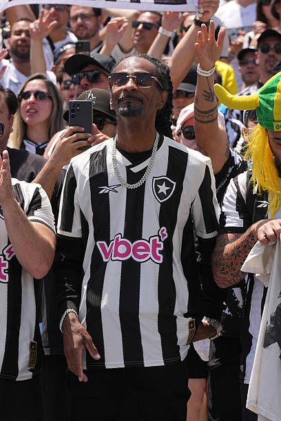 🎤⚽ Snoop Dogg & Luka Modrić Take Over Swansea City: The Start of a New Football Era- Swansea, Wales – July 23, 2025