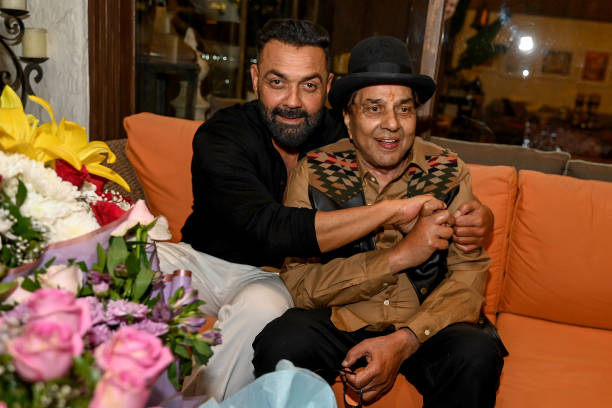 Shocking Dharmendra Death: Bollywood He-Man Passes Away at 89