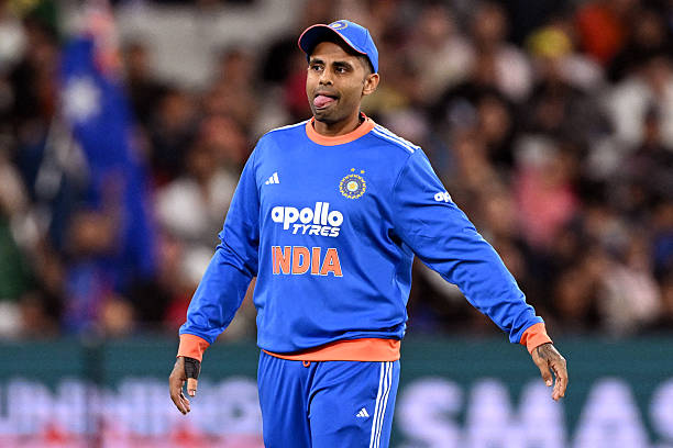 Suryakumar Yadav seeks AB de Villiers’ help to revive ODI career in 2025